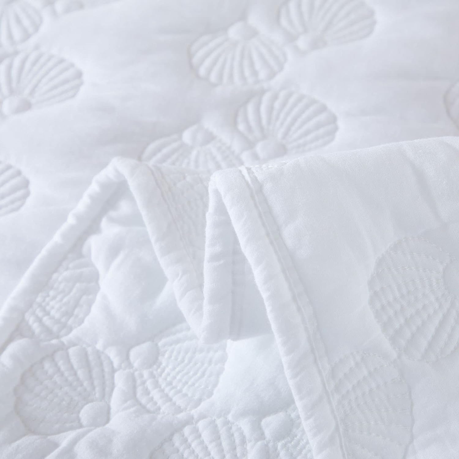 Brandream White Quilt Set Queen Size Cotton Quilted Comforter Set Coastal Seashell Matelasse Coverlet Set 3-Piece