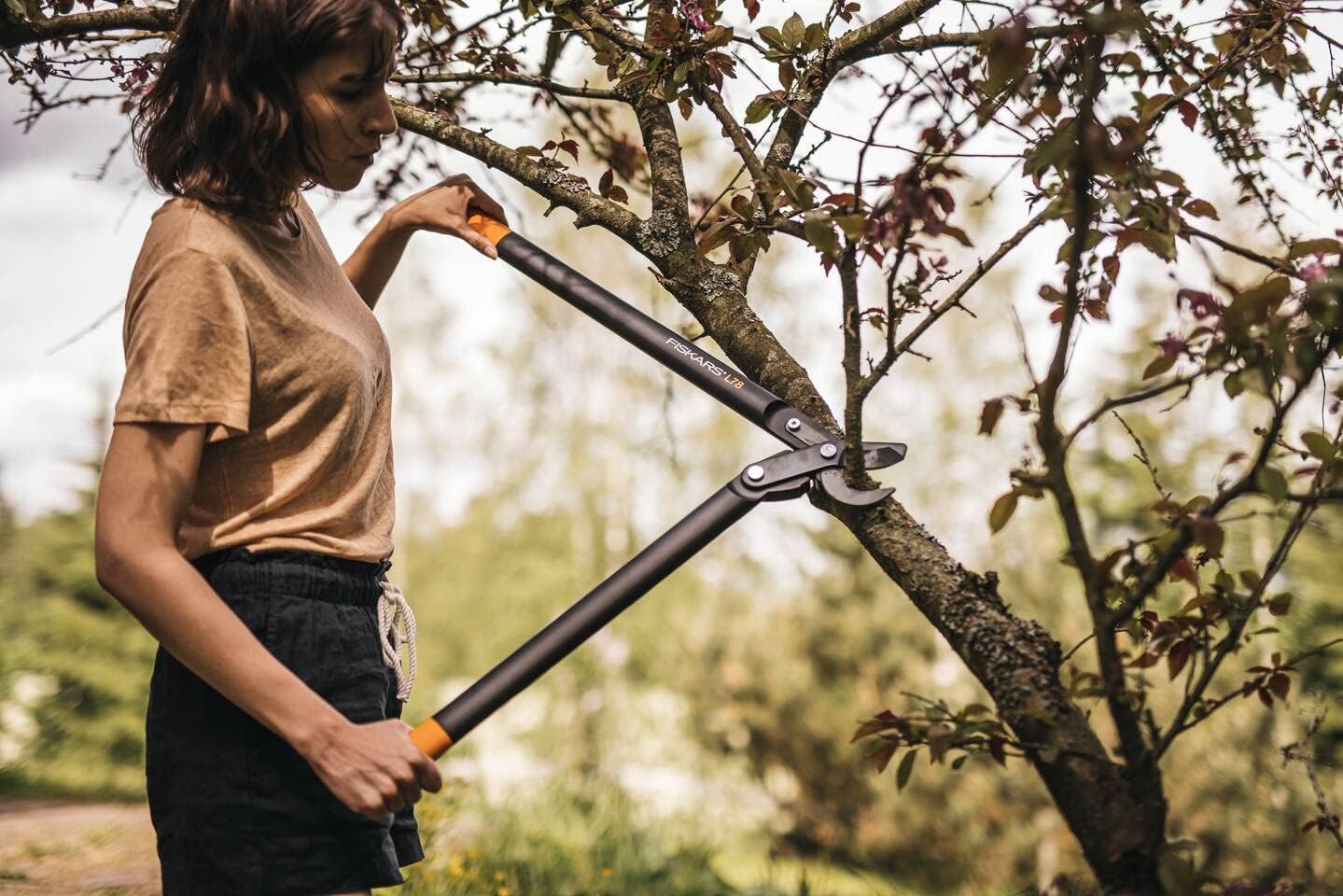 Fiskars PowerGear Lopper Bypass, Hook Head (L) L78, Power Gear II system, Non-stick coating, Cutting Diameter : 5 cm, Hardened steel, Length: 70 cm, Black/Orange, 1000584
