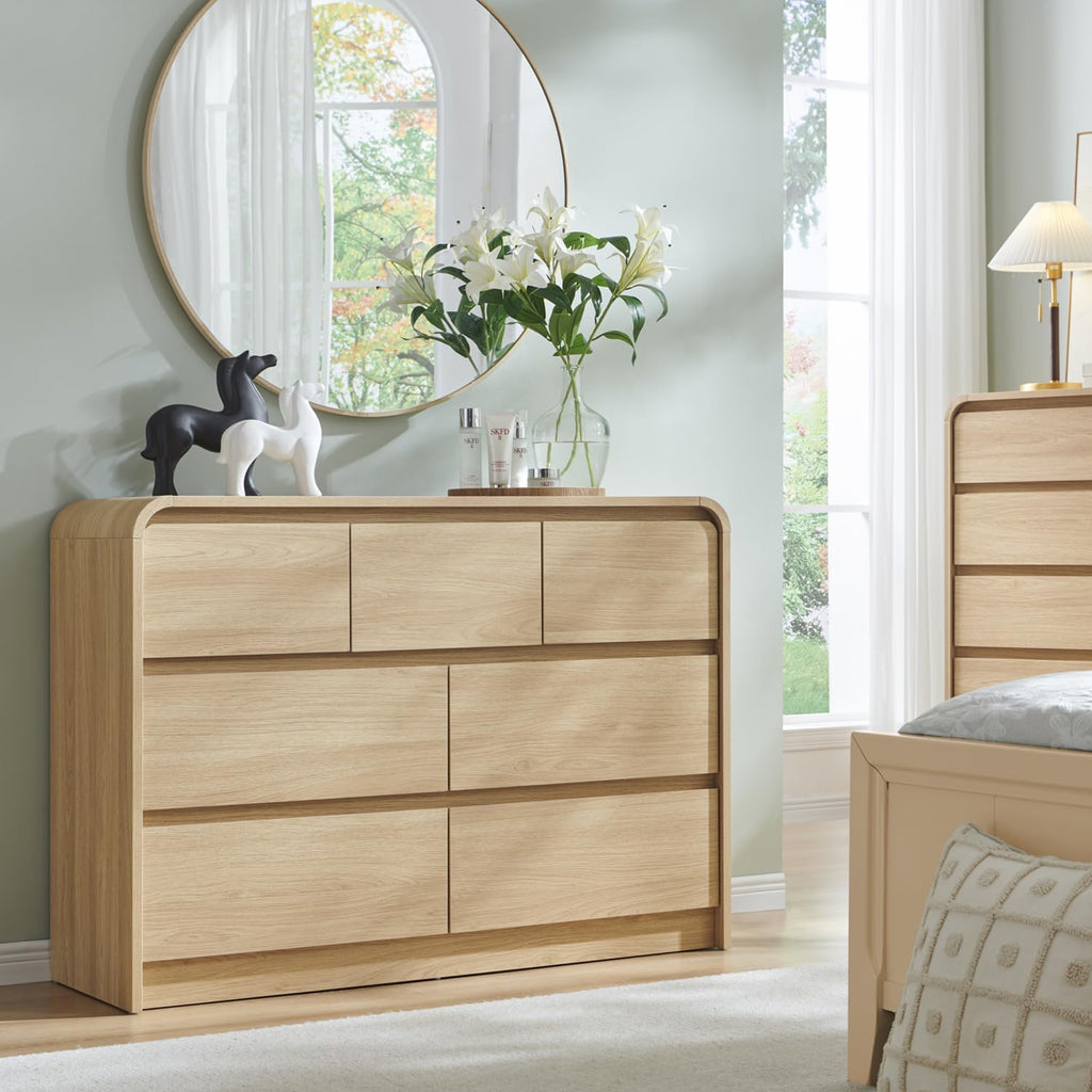 Aitjunz Modern 7 Drawers Dresser for Bedroom, 47' Wide Wood Dressers & Chests of Drawers w/Curved Profile Design, Mid Century Modern Dresser w/Natural Texture for Bedroom, Living Room, Natural Oak