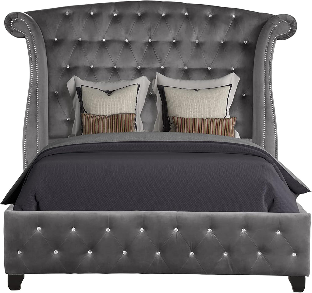 Full 5-Piece Upholstery Bedroom Set Constructed from Wood in Elegant Gray