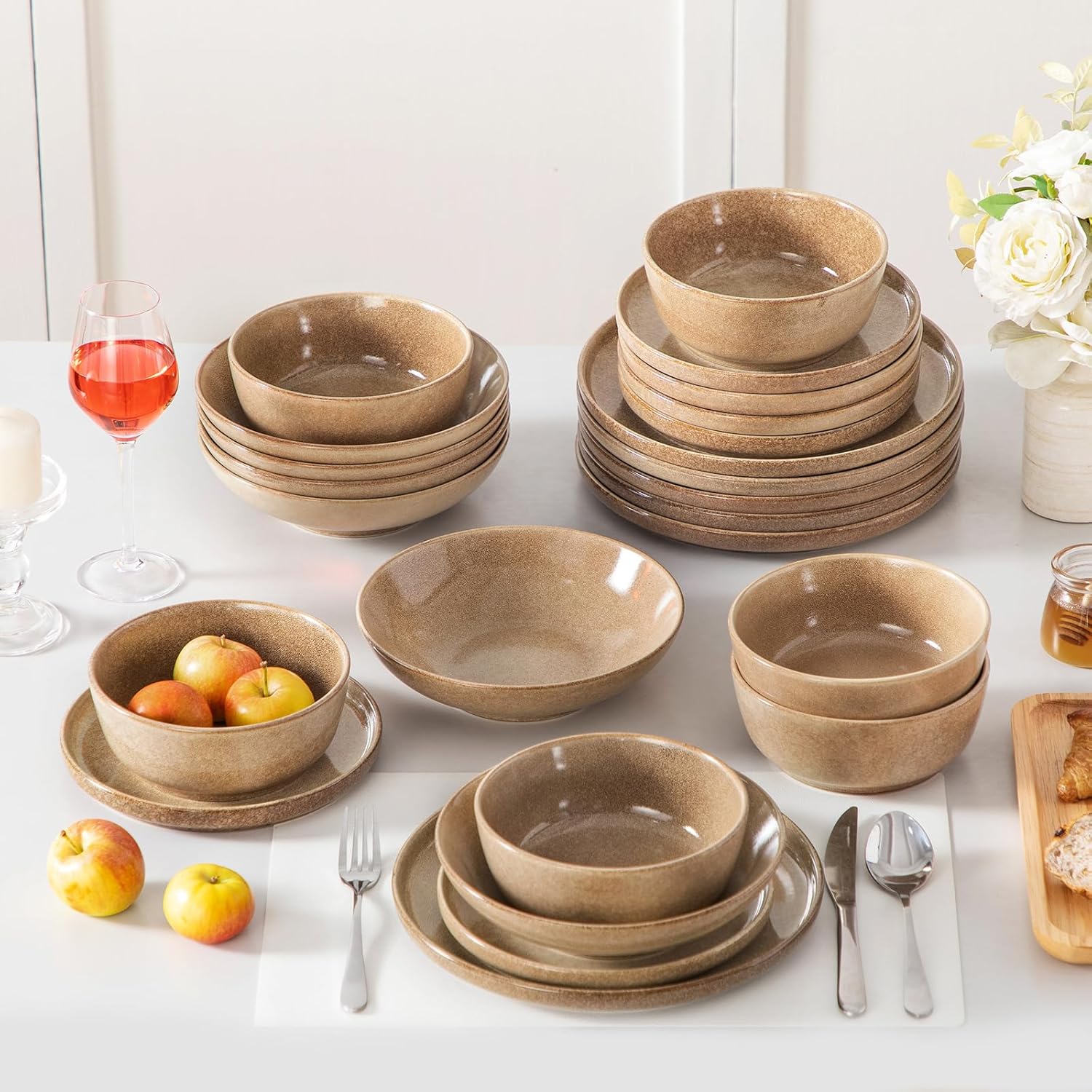 vancasso ANYA 24 Pieces Plates and Bowls Set, Caramel Dinnerware Sets, Reactive Glaze Dishes Set for 6, Ceramic Dishware Sets Kitchen Dinner Set, Microwave & Dishwasher Safe