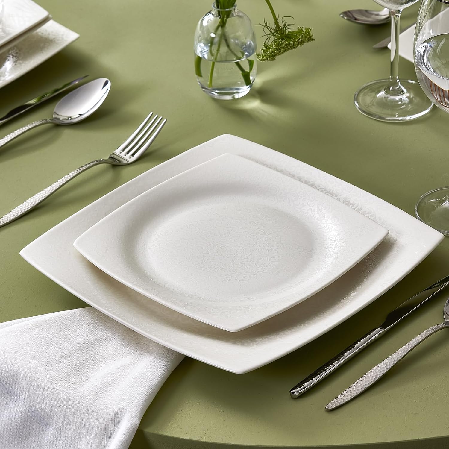 Karaca New Flava 24-Piece Porcelain Dinnerware Set for 6, White Dish Set with Dinner Plates, Pasta Bowls, Salad Plates & Soup Bowls, Kitchen Tableware Set