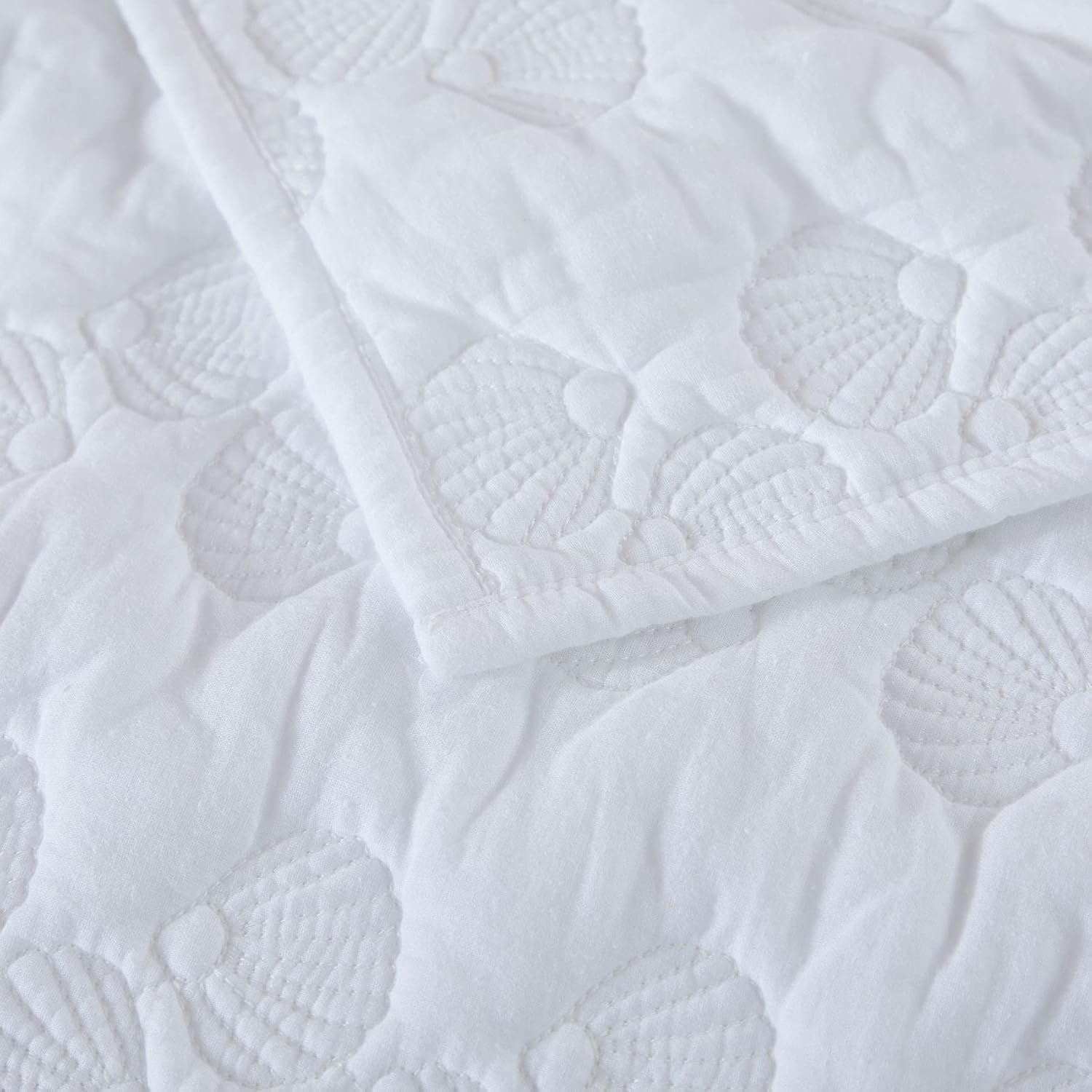 Brandream White Quilt Set Queen Size Cotton Quilted Comforter Set Coastal Seashell Matelasse Coverlet Set 3-Piece
