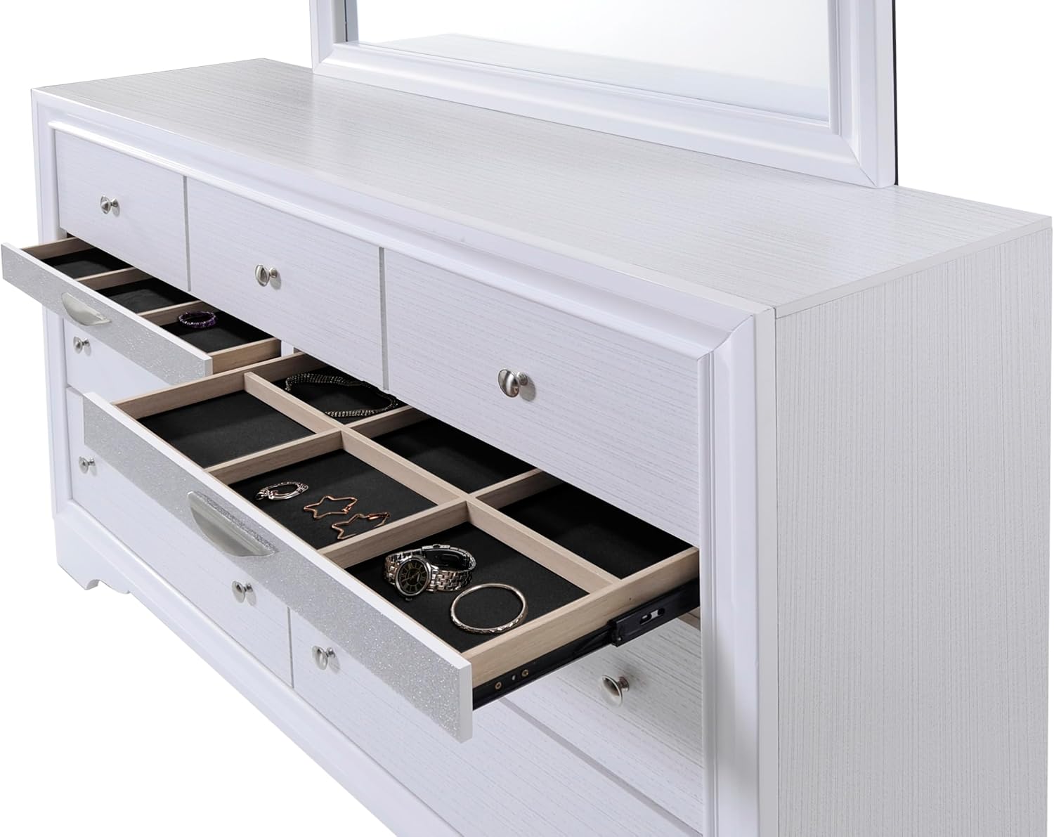 GOWE Traditional Style Full 4 Piece Storage Bedroom Set Made with Wood in White