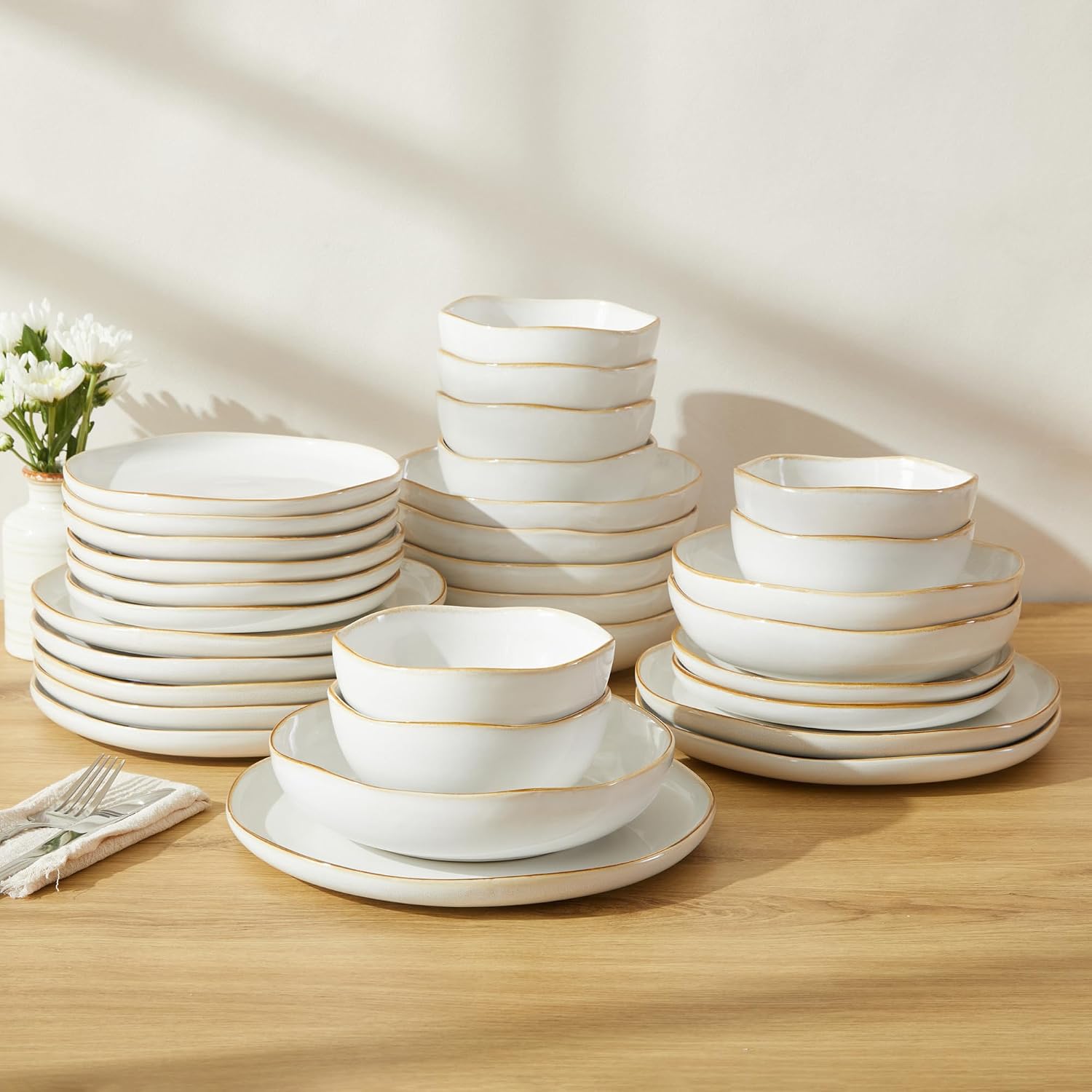 Pokini 32 Piece White Dinnerware Set with Pasta Bowls, Reactive Glaze Stoneware for 8 | Perfect for Multi‑Course Dinners, Hosting Large Groups, Holiday Serving Needs