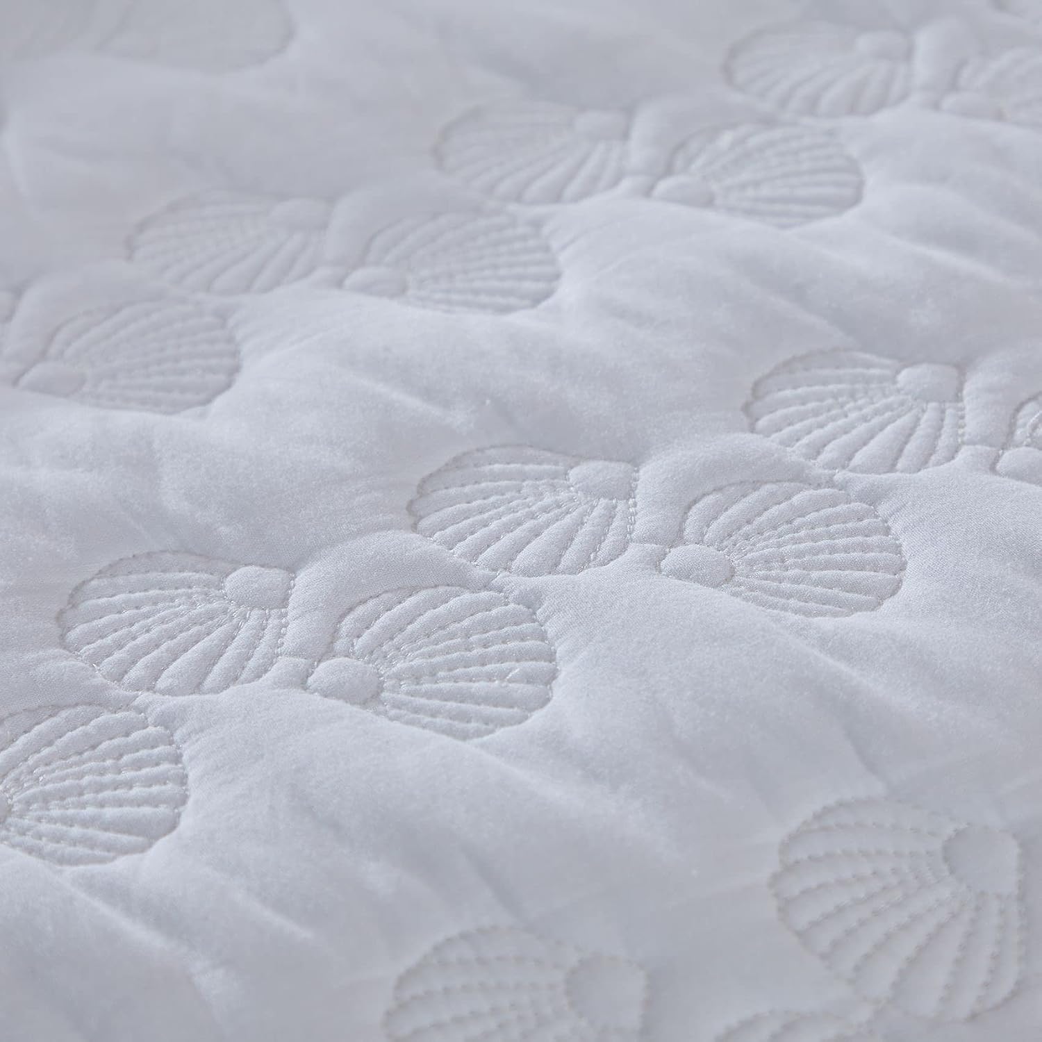 Brandream White Quilt Set Queen Size Cotton Quilted Comforter Set Coastal Seashell Matelasse Coverlet Set 3-Piece