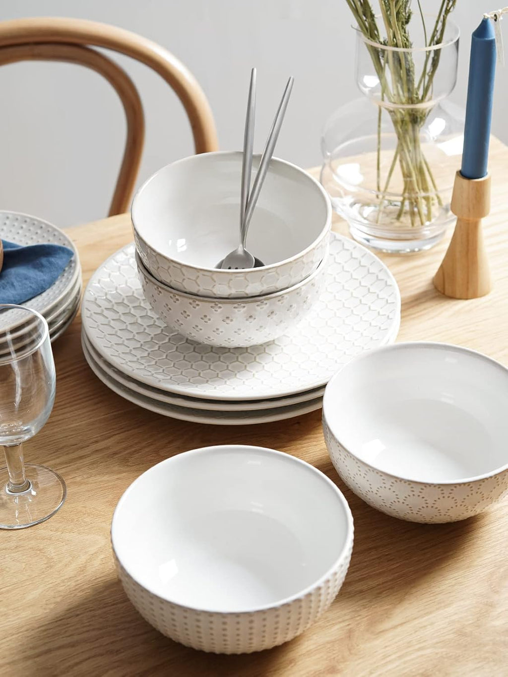 LE TAUCI Plates and Bowls Sets for 4, 12 Piece Ceramic Dinnerware Sets, Modern Stoneware Kitchen Dish Set, Chip Resistant, Microwave & Dishwasher Safe, Embossed, Arctic White