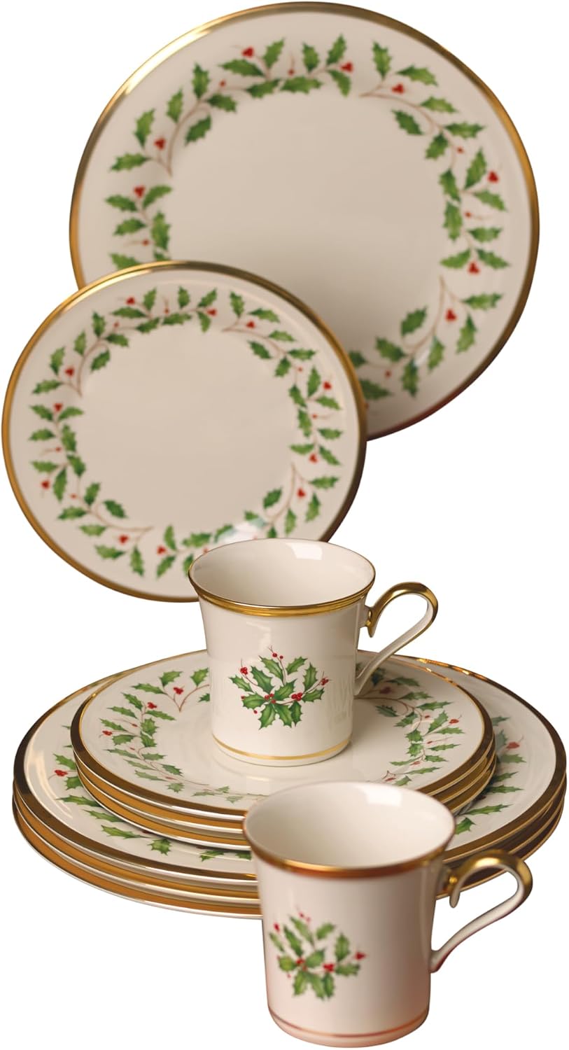 Lenox Dinnerware Set, Holiday 12-Piece Set, Service For 4, Porcelain Plate, Berry Motif With 24-Karat Gold Accents, Christmas Dinner Plates, Salad Plates And Mugs, Dishwasher Safe (Assorted, 12 Piece)