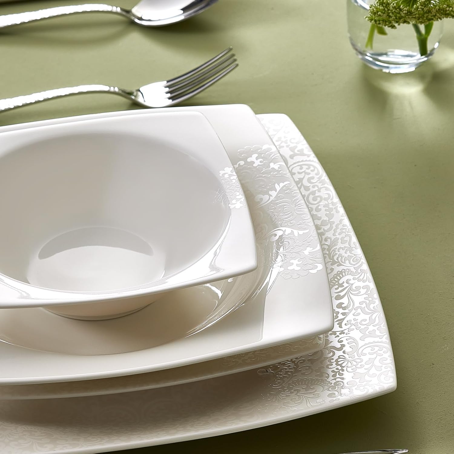 Karaca New Flava 24-Piece Porcelain Dinnerware Set for 6, White Dish Set with Dinner Plates, Pasta Bowls, Salad Plates & Soup Bowls, Kitchen Tableware Set