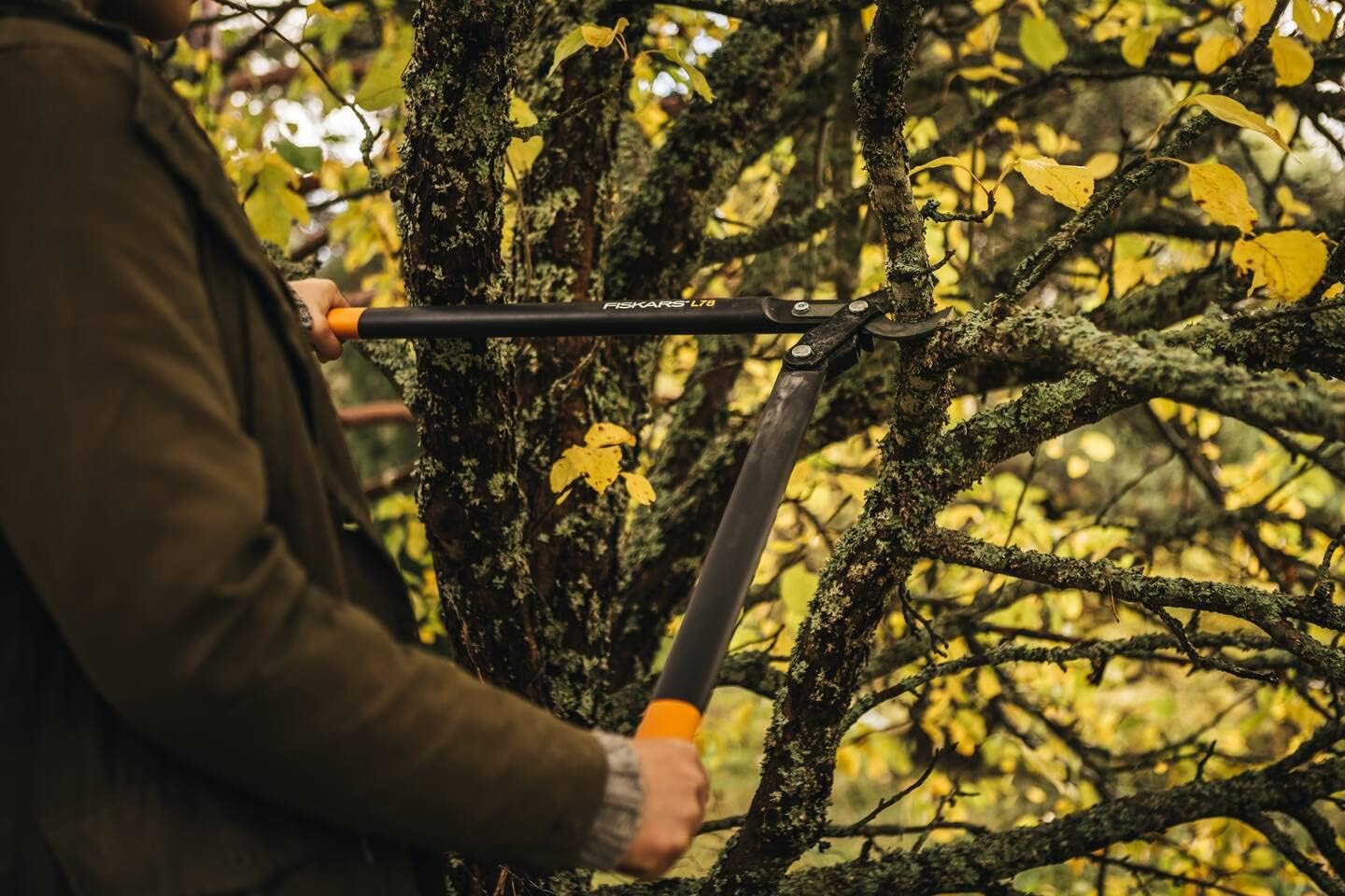 Fiskars PowerGear Lopper Bypass, Hook Head (L) L78, Power Gear II system, Non-stick coating, Cutting Diameter : 5 cm, Hardened steel, Length: 70 cm, Black/Orange, 1000584