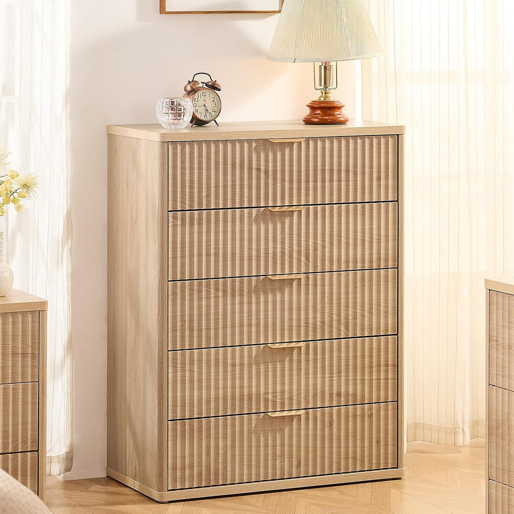 LEYAOYAO Fluted 5 Drawers Dresser for Bedroom, 41' Tall Modern Chest of Drawers with Metal Handle, Curved Profile Farmhouse Closet Organizer Wood Dressers TV Stand for Living Room, Natural