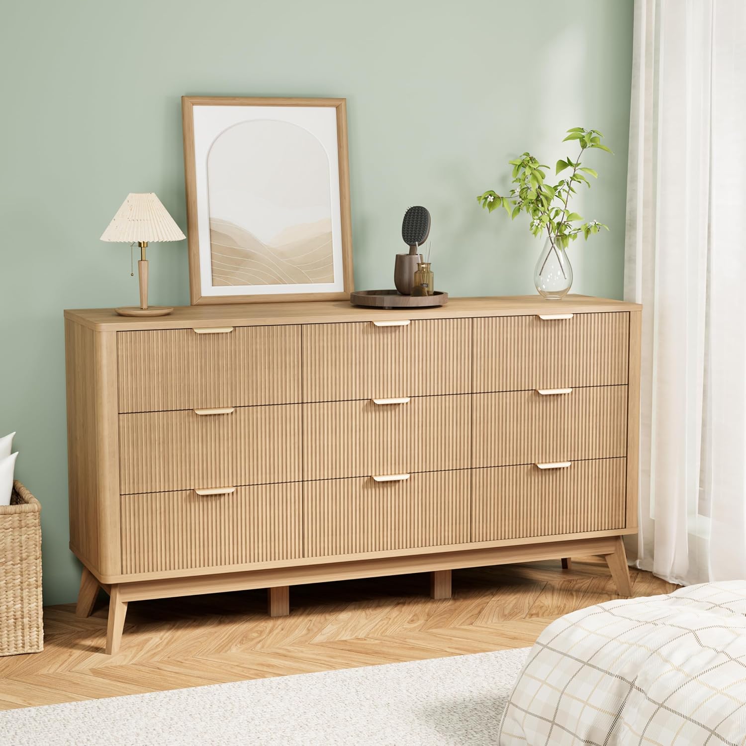 Royal Windsor Fluted 9 Drawers Dresser for Bedroom,59' Wide Wooden Dresser Chest of Drawers,Curved Profile Design,Storage Organizer for Living Room,Hallway,Natural Oak
