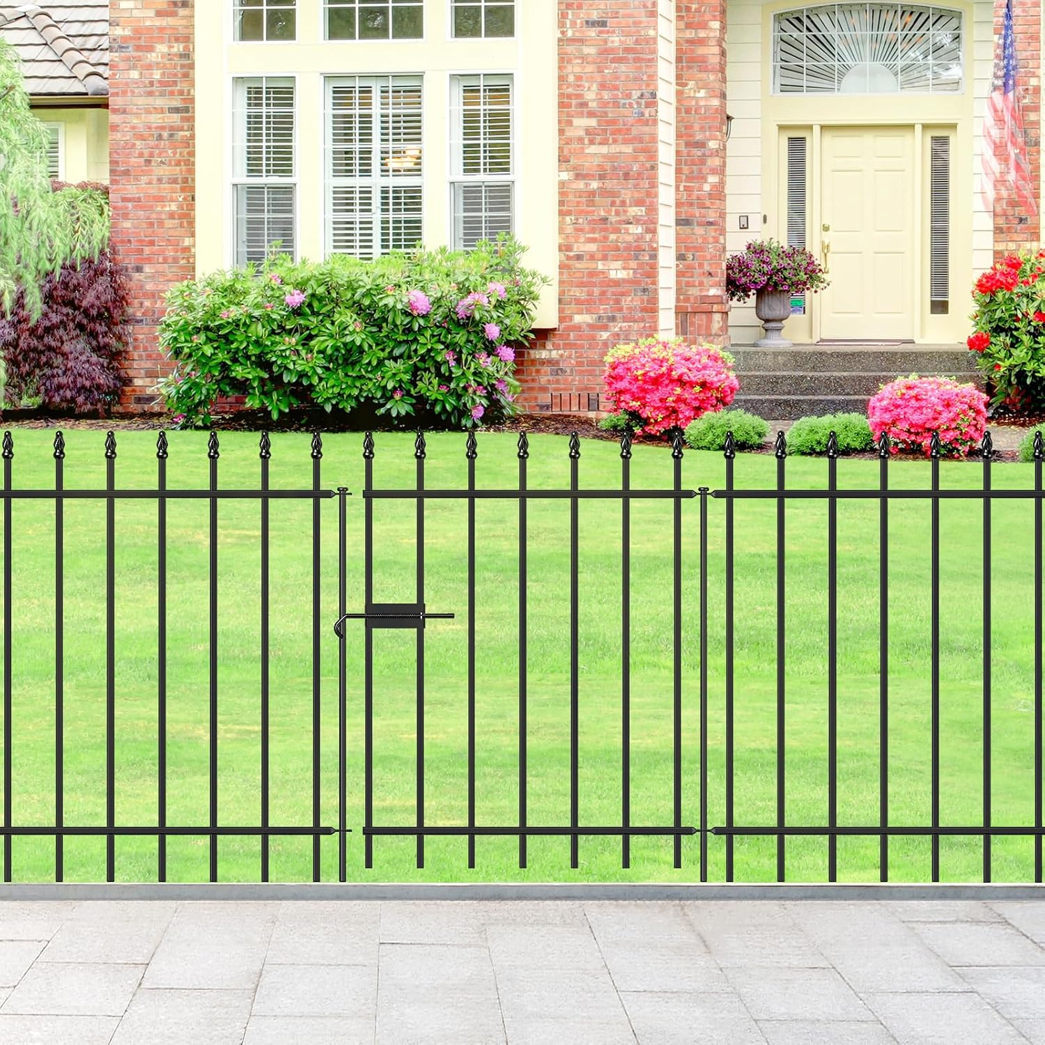 FOREHOGAR Metal Garden Fence with Gate 30 in H x 10 ft L, 1 Gate + 4 Panels Border Fence Panels Animal Barrier for Dogs, No Dig Garden Fencing for Yard Patio Flower Bed Lawn Outdoor, Black