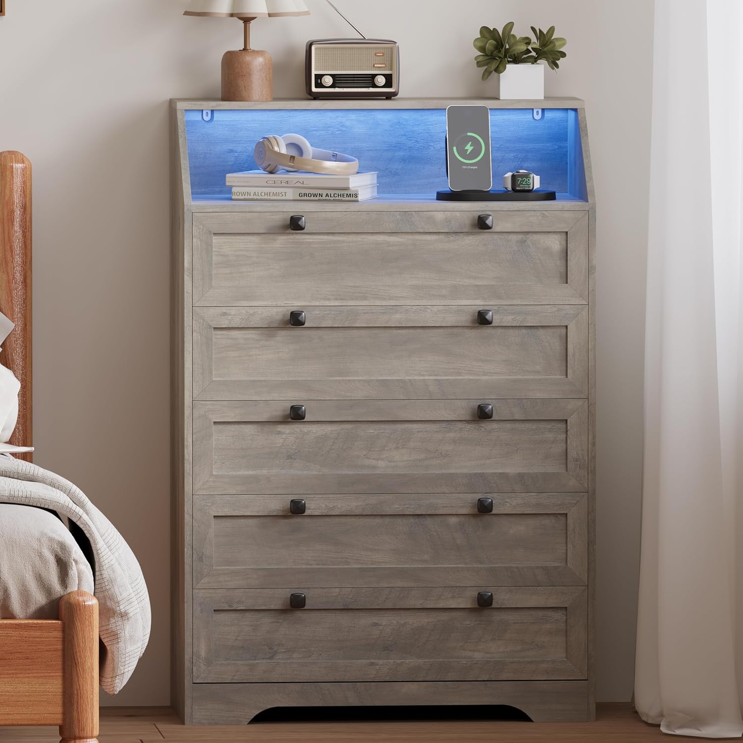 Wodeer Grey Dresser Tall 5 Drawer Dresser for Bedroom, Wood Chest of Drawers with LED Lights, Charging Station, Metal Handles, Modern Storage Cabinet and Organizer Drawers for Living Room, Hallway