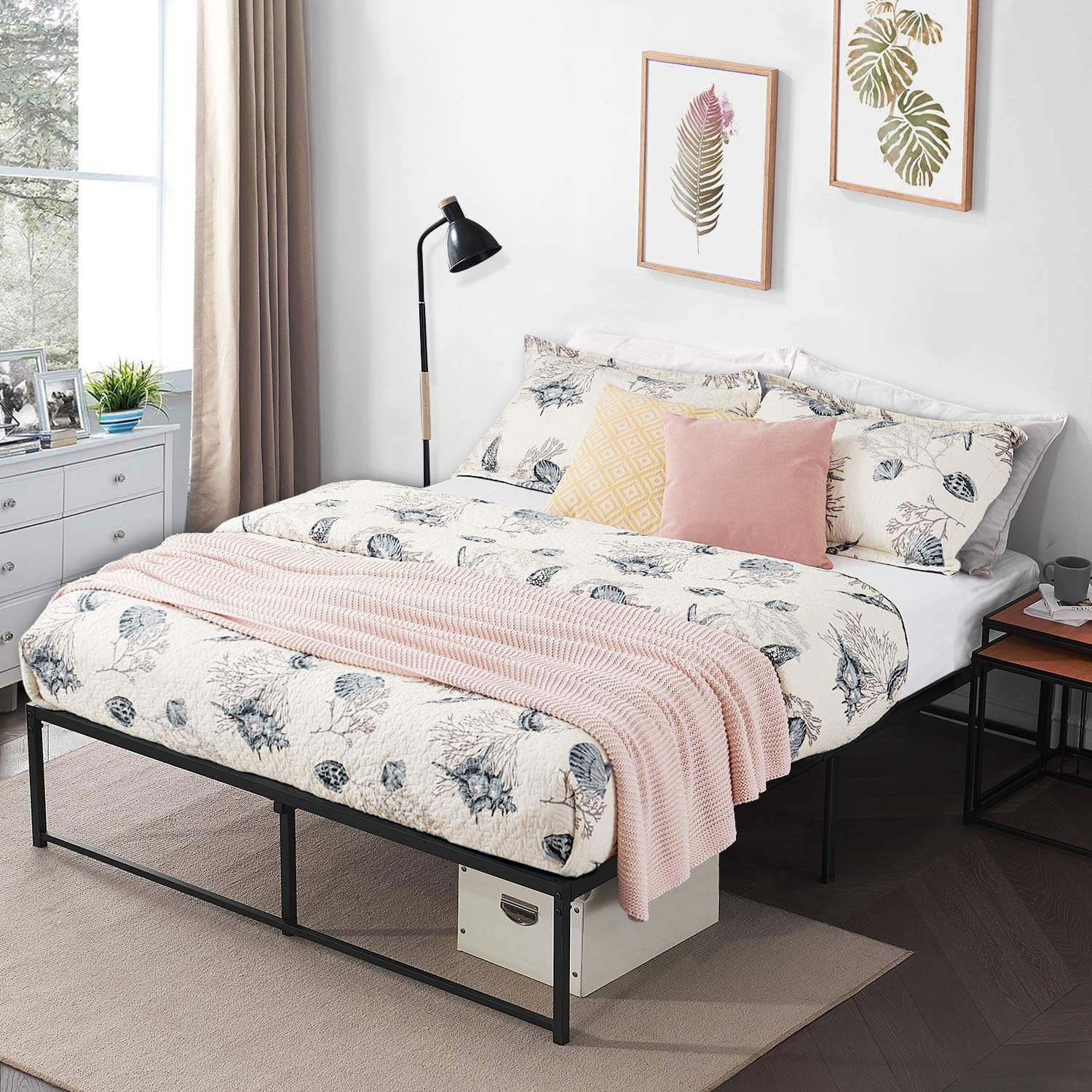 VECELO Metal Platform Bed Frame, No Box Spring Needed/Mattress Foundation/Steel Slat Support Black (King)