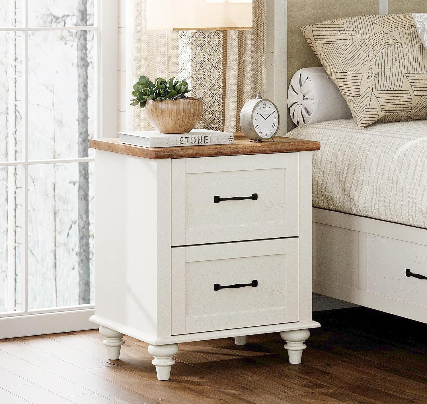 WAMPAT Off White Nightstand with Charging Station, 20 Inch Night Stand with 2 Drawers, Wooden Rustic Bedside Table End Tables with Solid Wood Legs for Bedroom