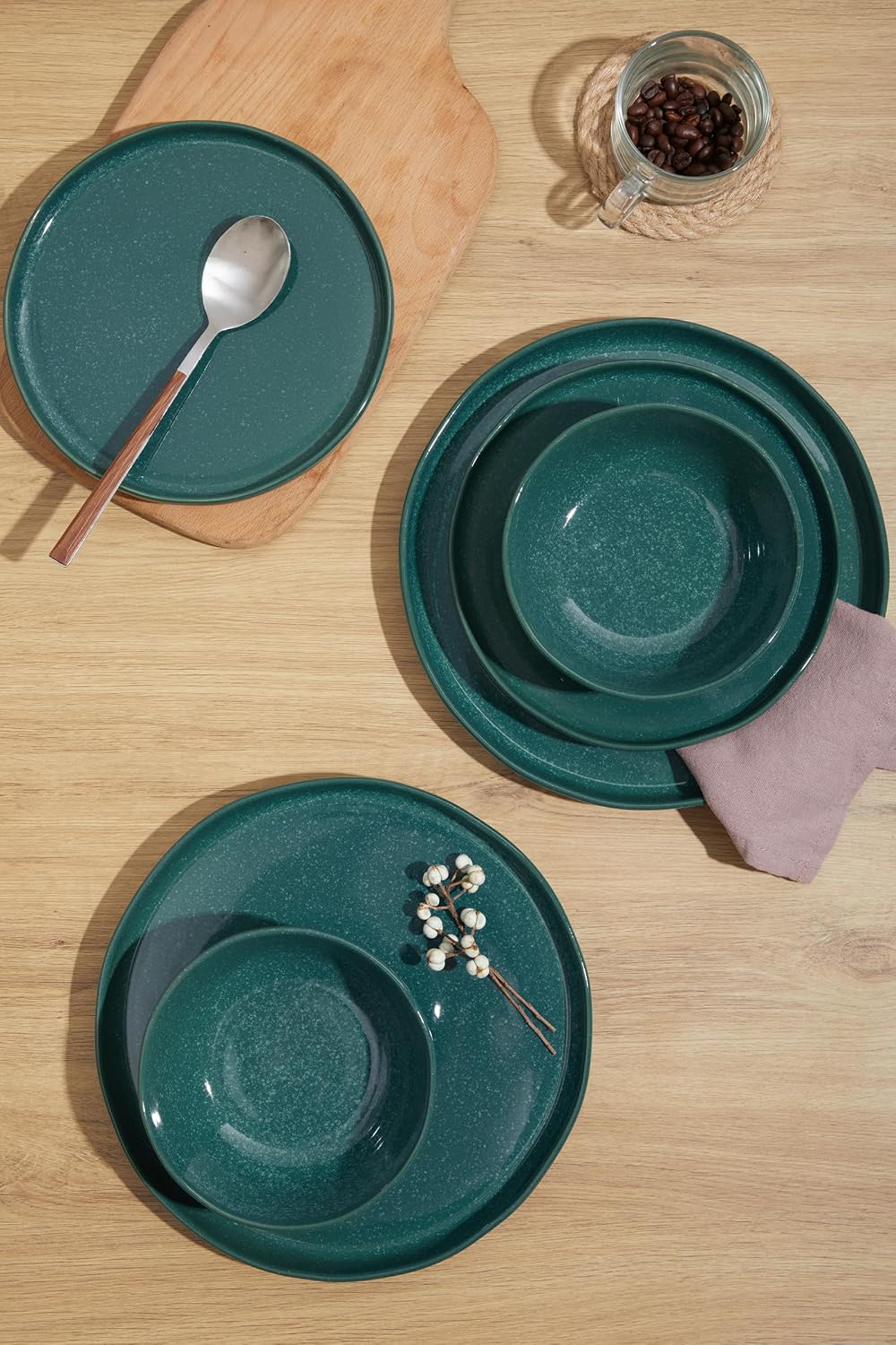 FOBENTA 18-Piece Moss Green Plates and Bowls Set,Nature-Inspired Ceramic Dinnerware Sets for 6 – Dish Set for Slow Living & Gentle Rituals