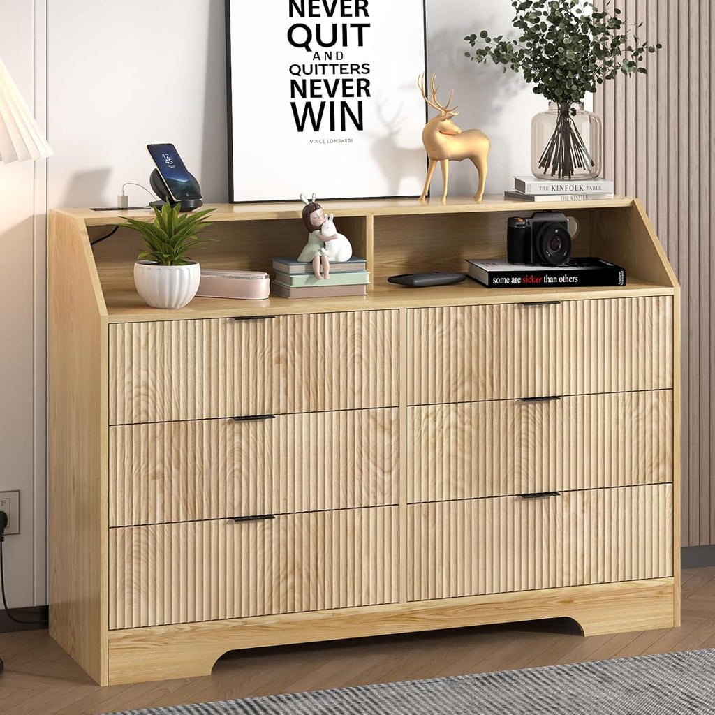 Fluted Dresser for Closet, Boho Bedroom 6 Drawer Dresser TV Stand with Charging Station, Oak Wide Chest of Drawers, Farmhouse Wood Closet Clothes Storage for Living Room, Metal Handle, 47'