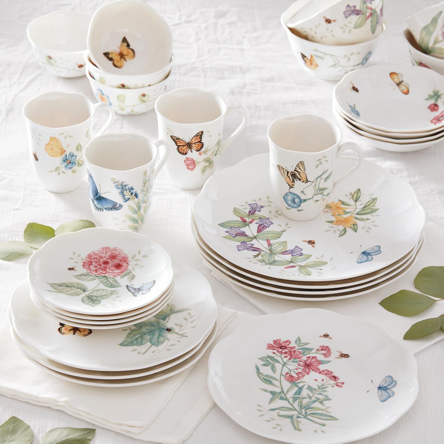 Lenox Dinnerware Set, Butterfly Meadow 28-Piece Set, Service For 4, Porcelain Plates With Scalloped Edges, Plates And Bowls Sets, Microwave Safe, Dishwasher Safe, Home & Kitchen (28 Piece, Assorted)