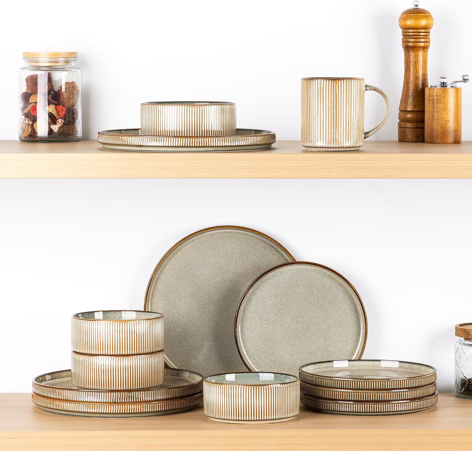 GBHOME 24-Piece Stoneware Dinnerware Set for 8 – Ribbed Ceramic Plates and Bowls, Scratch-Resistant, Microwave & Dishwasher Safe, Reactive Glaze, Reactive Glaze Green Wheat