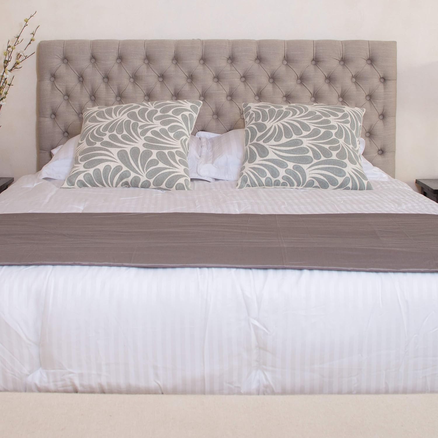 Christopher Knight Home Jezebel Button Tufted Fabric Headboard, Queen, Light Beige