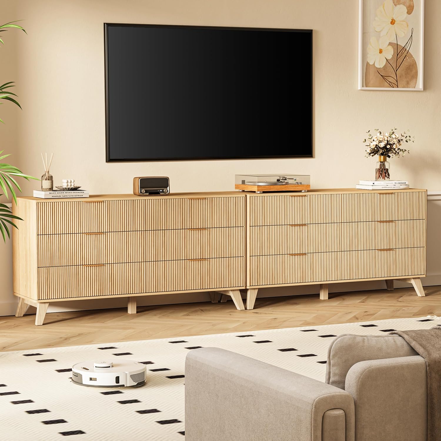 Fluted Dresser with 6 Drawers, 53.43 Inch Wood Double Dresser with Metal Handles Curved Design Wide Storage Organizer Cabinet Modern Chest Dressers for Bedroom Living Room Hallway(Oak)