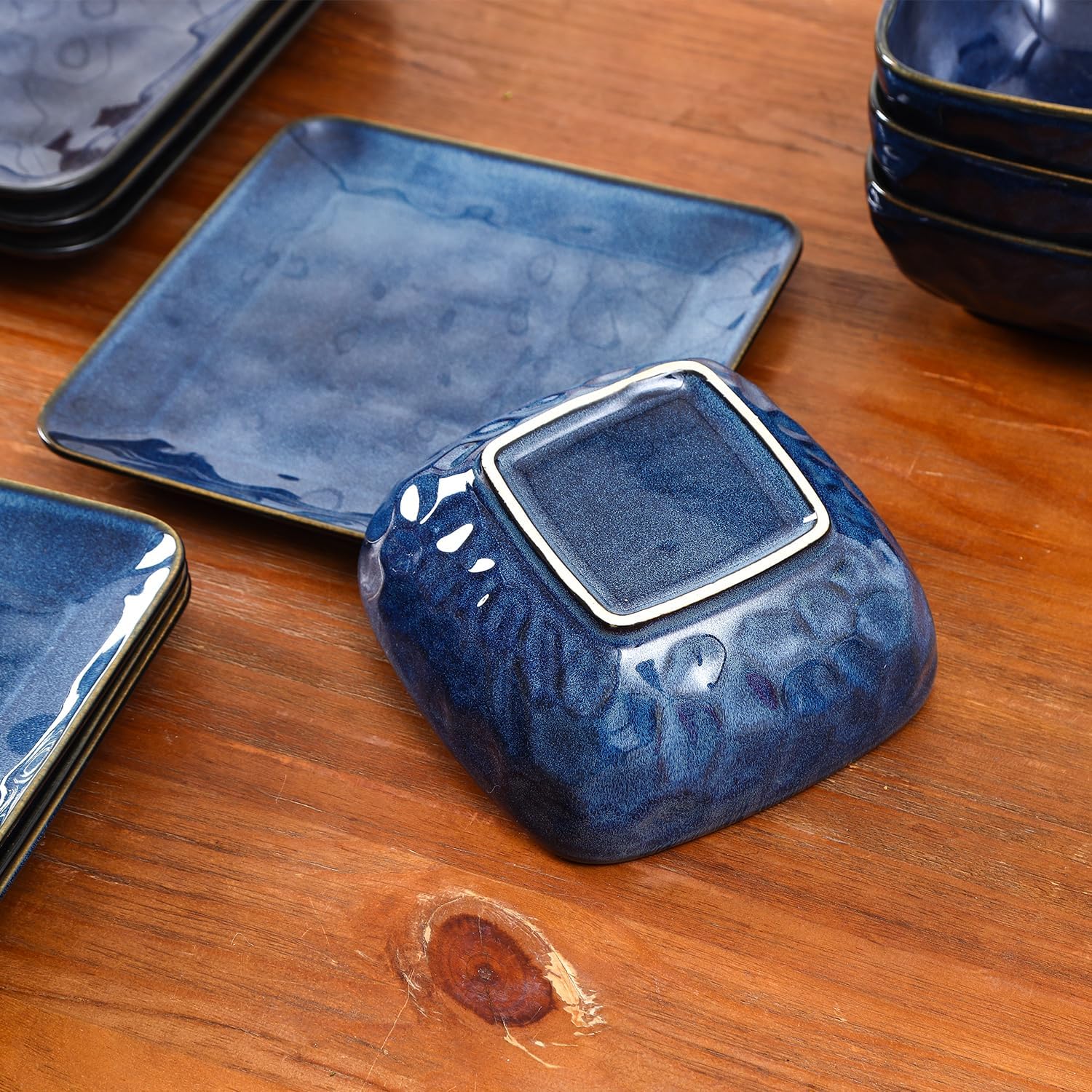 Vicrays Ceramic 18 Pieces Square Dinnerware Set - Dinner Plates Salad Plates Cereal Bowls Set Service for 6 - Scratch Resistant Microwave Oven Dishwasher Safe - Blue