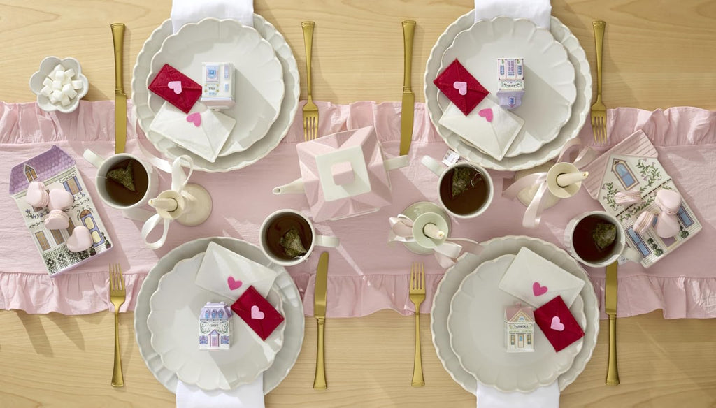 Lenox Dinner Plates Set, 4-Piece French Perle Scallop White Dinner Plate Set For 4, 11-inch Stoneware Plates, Dishwasher Safe Dishes, Microwave Safe, Dinnerware Sets, Dish Sets for 4 (White, 4 Piece)