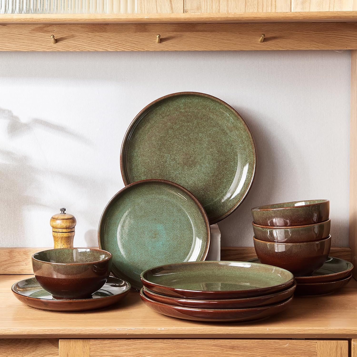 Pokini 24 Piece Dinnerware Sets for 8, Modern Stoneware Plates and Bowls Setst, Perfect for Family Gatherings & Holiday Celebrations, Easy Cleaning Dishes Set, Stack Compactly Dishware, Brown Green