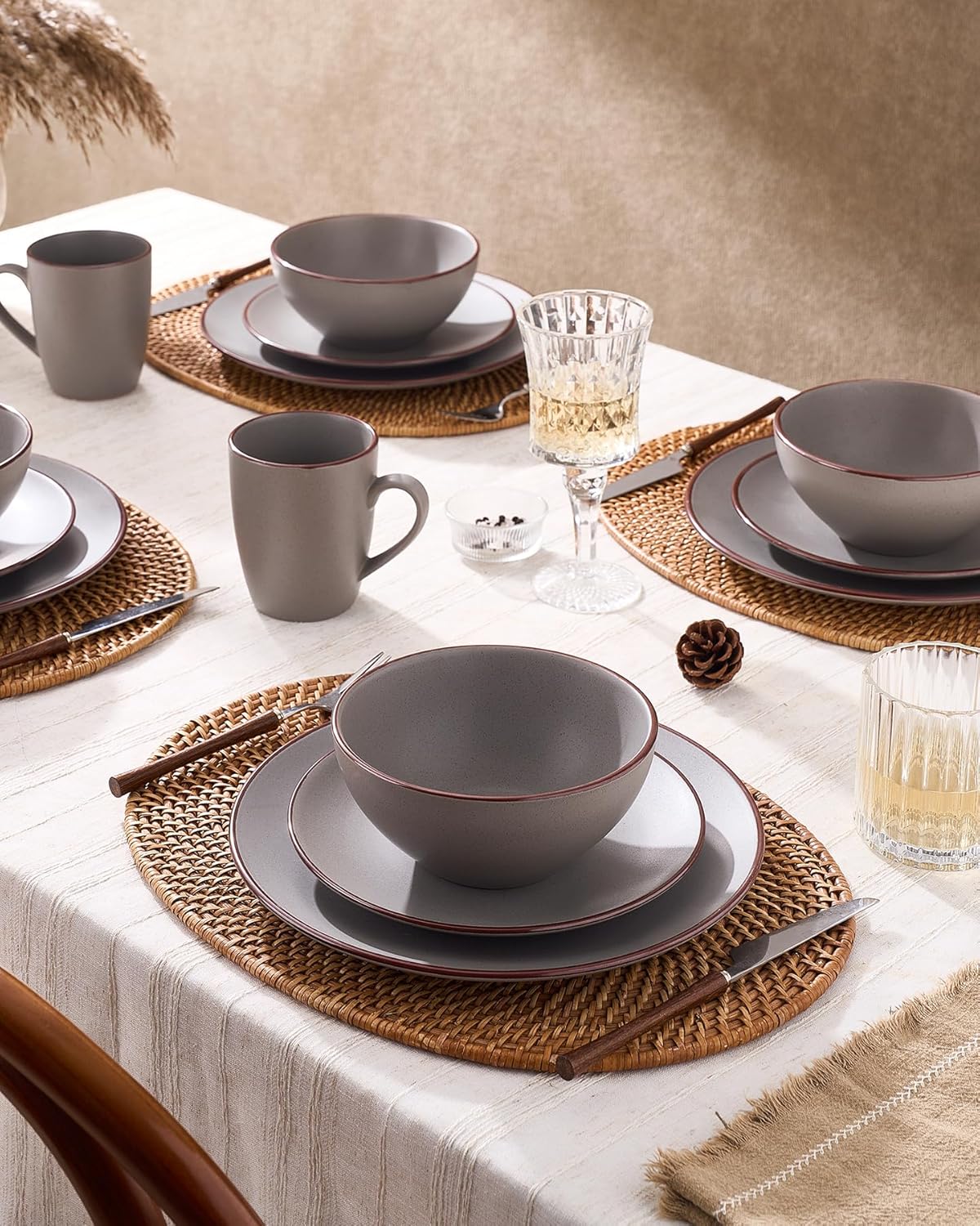 Famiware Venus 24-Piece Stoneware Dinnerware Sets with Mugs, Plates, Bowls, Service for 6, Matte Dark Gray - Modern Ceramic Chip‑Resistant Dishes for Everyday & Formal Use, Microwave & Dishwasher Safe