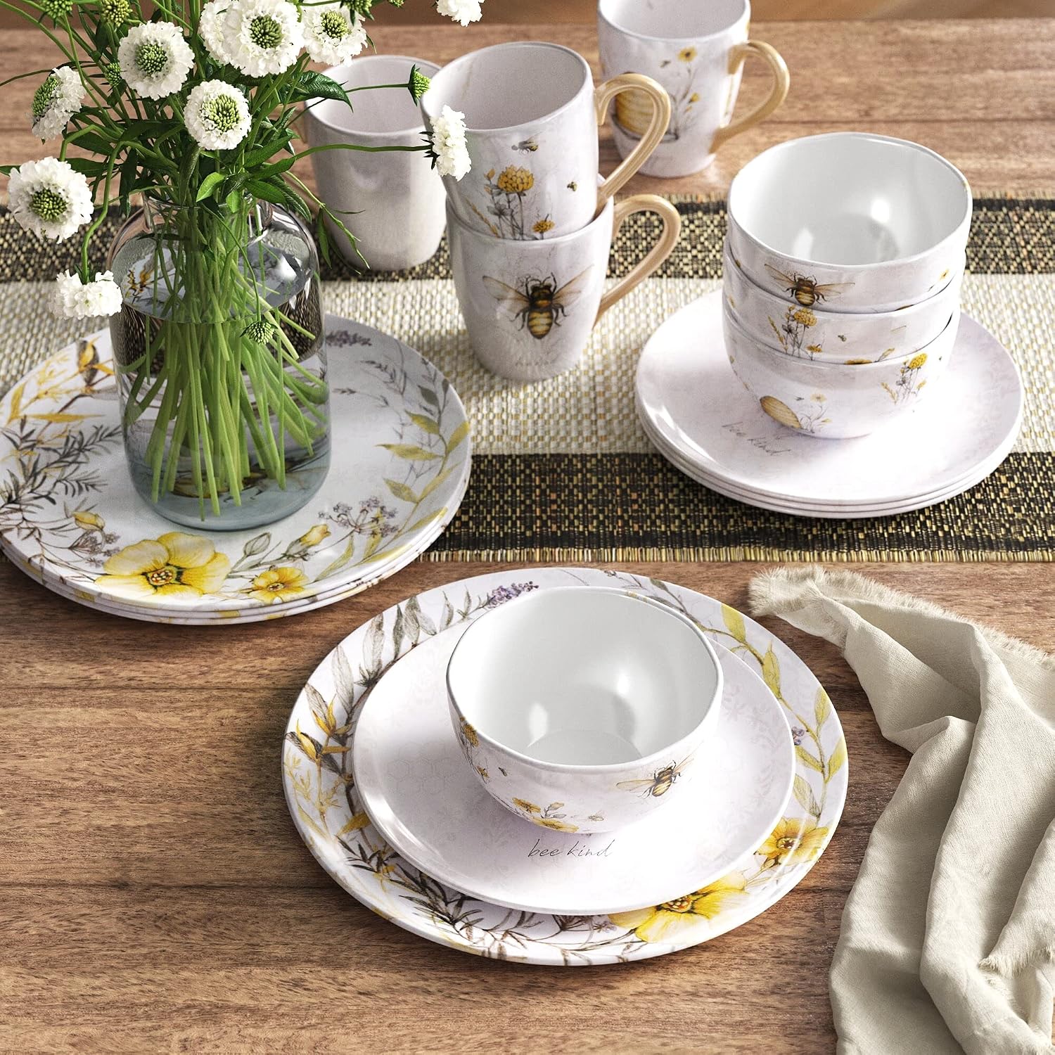 Bee Sweet 16-Piece Ceramic Dinnerware Set – Service for 4, Farmhouse Bee and Floral Design, Includes 4 Dinner Plates, 4 Salad Plates, 4 Bowls, 4 Large Mugs – Microwave & Dishwasher Safe