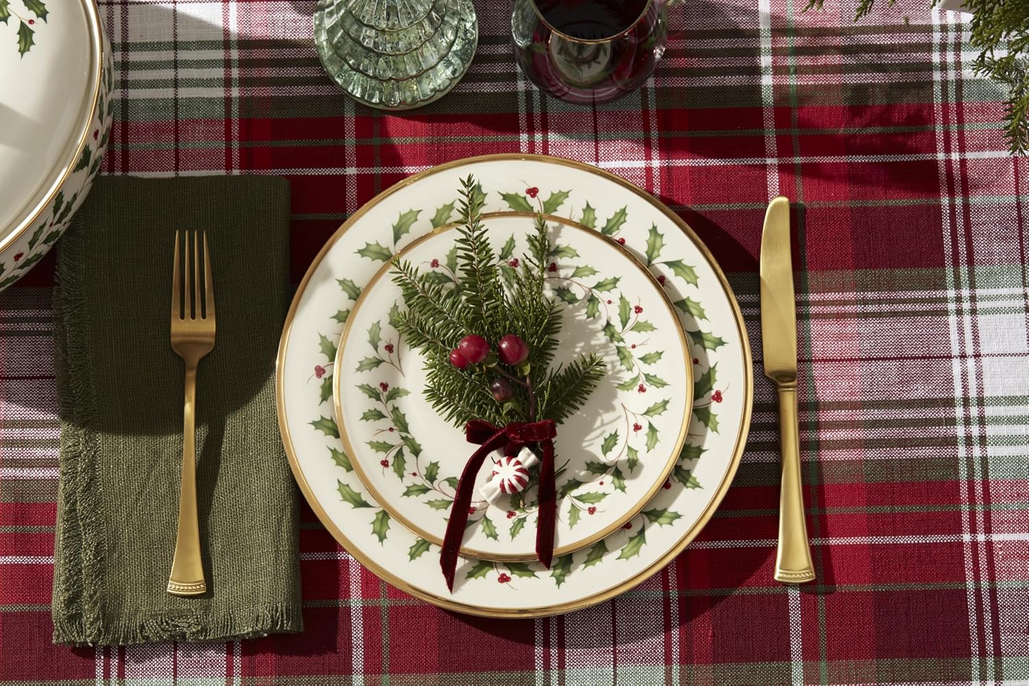 Lenox Dinnerware Set, Holiday 18-Piece Dinnerware Set, Service For 6, Porcelain Material, Dishwasher Safe, Home, Bowls, Dish Sets, Dinner Dishes, Plates And Bowls, Kitchen And Dining(Ivory, 18 Pieces)