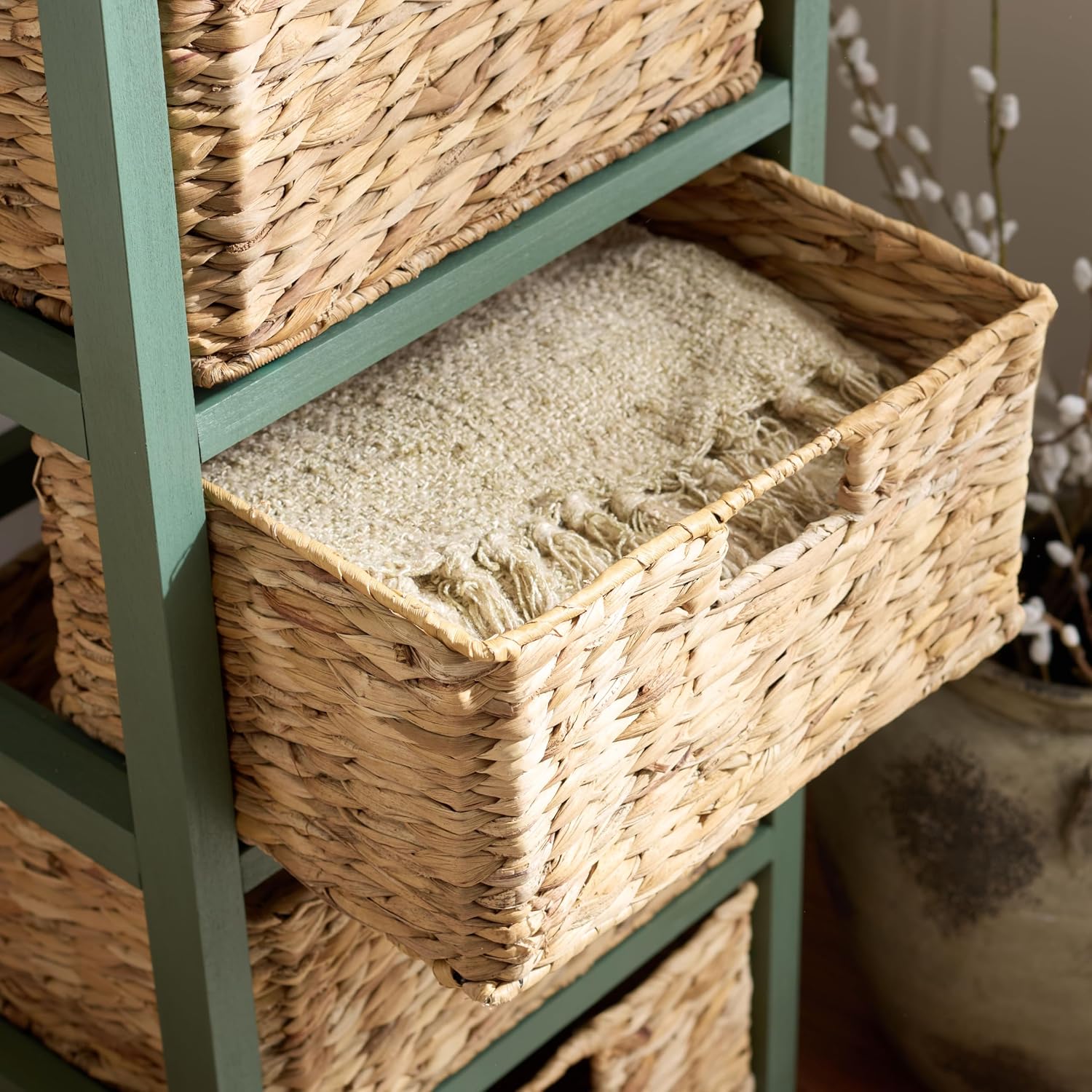 SAFAVIEH Furniture - Vedette 5-Basket Storage Tower - Dusty Green - Solid Wood - Coastal Basket Tower Design - Ideal for Entryway, Living Room, 17.5' W x 13.5' D x 46' H - Fully Assembled (AMH5739J)