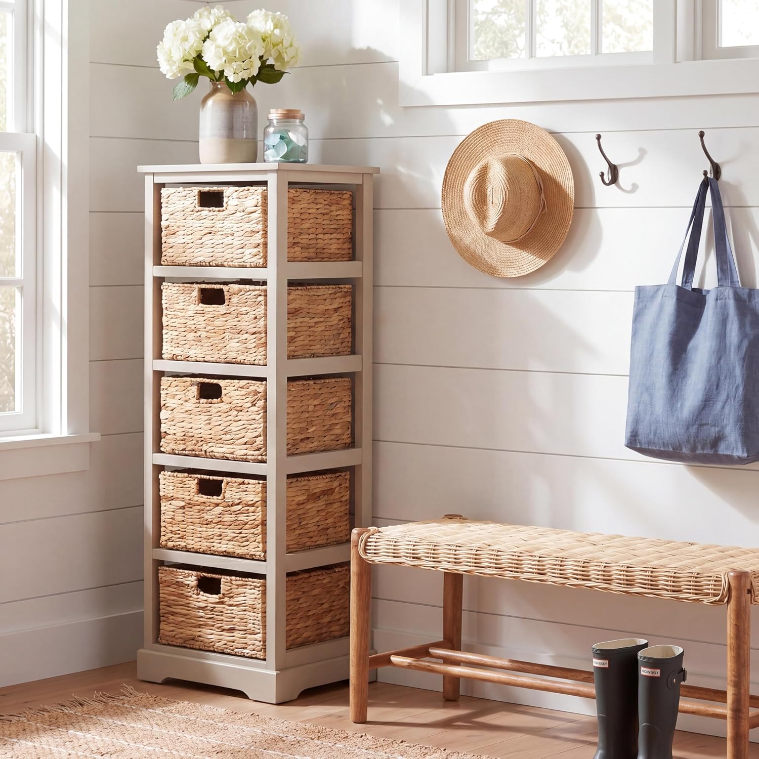 SAFAVIEH Furniture - Vedette 5-Basket Storage Tower - Vintage Grey - Solid Wood - Coastal Basket Tower Design - Ideal for Entryway, Living Room, 17.5'W x 13.5'D x 46'H - Fully Assembled (AMH5739D)