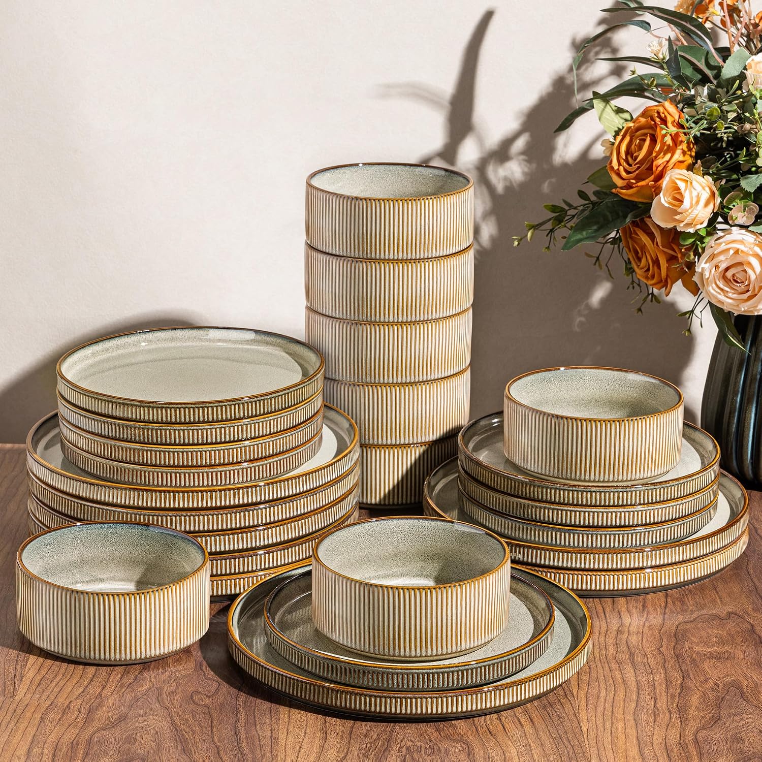 GBHOME 24-Piece Stoneware Dinnerware Set for 8 – Ribbed Ceramic Plates and Bowls, Scratch-Resistant, Microwave & Dishwasher Safe, Reactive Glaze, Reactive Glaze Green Wheat