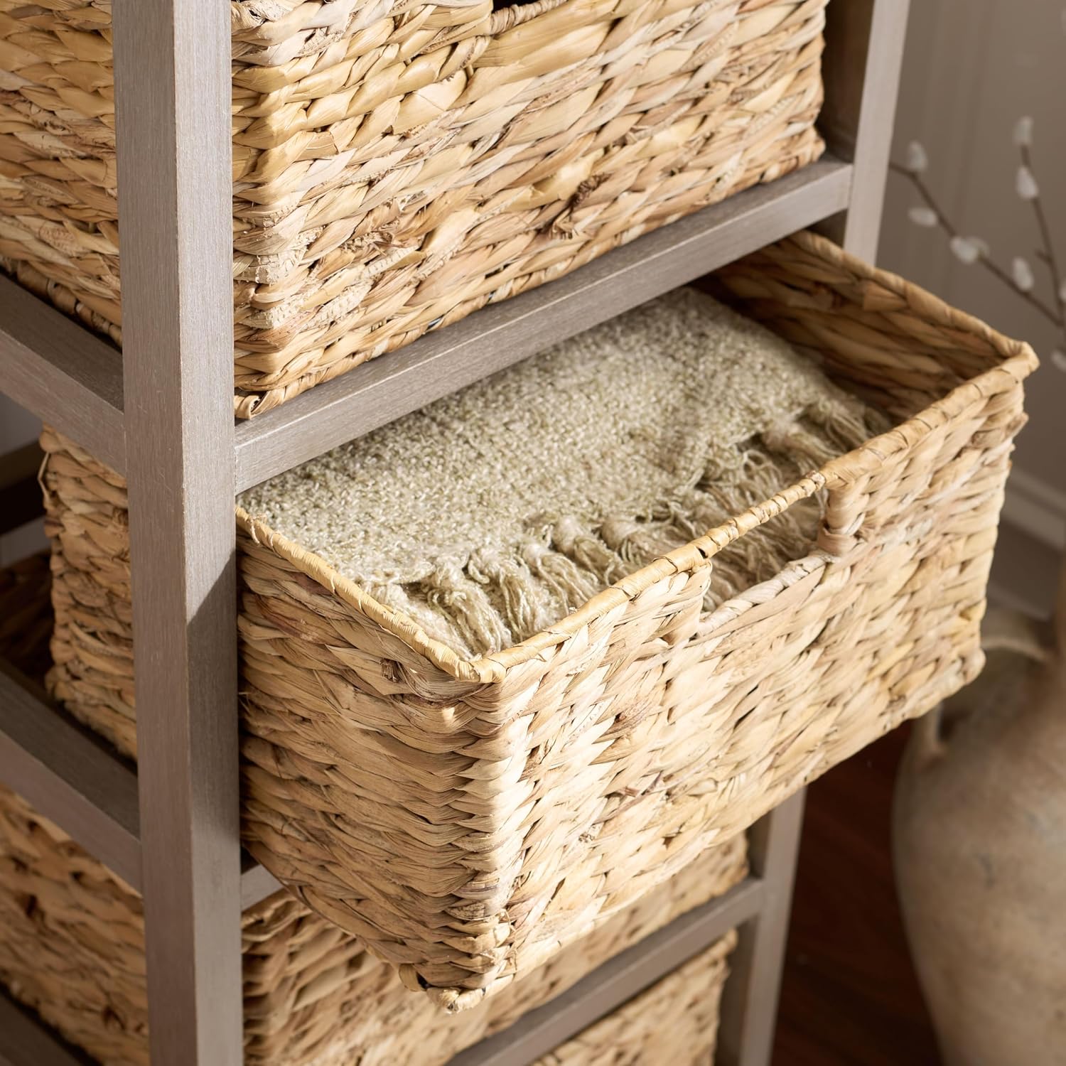 SAFAVIEH Furniture - Vedette 5-Basket Storage Tower - White Washed - Solid Wood - Coastal Basket Tower Design - Ideal for Entryway, Living Room, 17.5'W x 13.5'D x 46'H - Fully Assembled (AMH5739E)