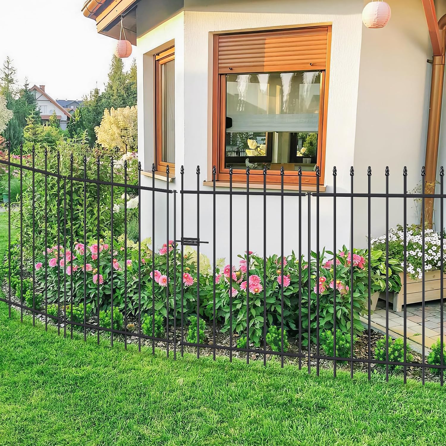 FOREHOGAR Metal Garden Fence with Gate 42 in H x 11.5 ft L, 1 Gate + 4 Panels Border Fence Panels Animal Barrier for Dogs, No Dig Garden Fencing for Yard Patio Flower Bed Lawn Outdoor, Black
