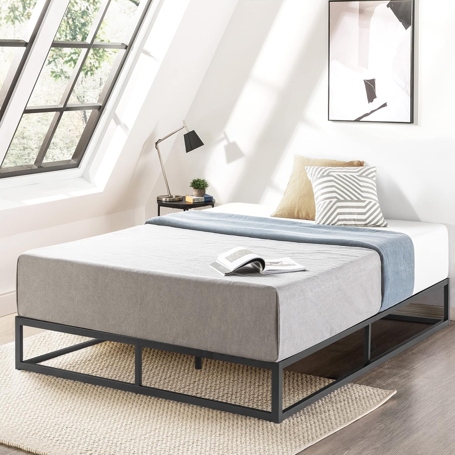 Mellow Modernista Low Profile 10 Inch Metal Platform Bed Frame with Classic Wooden Slat Support Mattress Foundation (No Box Spring Needed), Twin, Black