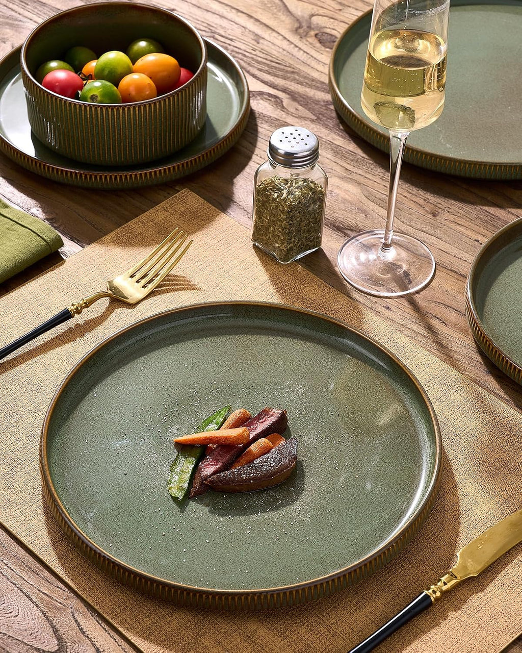 Stoneware Plates and Bowls Dishes Sets Service for 6 (18-Piece), Famiware Premium Handcrafted Reactive Glaze Dinnerware Set with Raised Rim, Scratch Resistant, Microwave Dishwasher Safe, Moss
