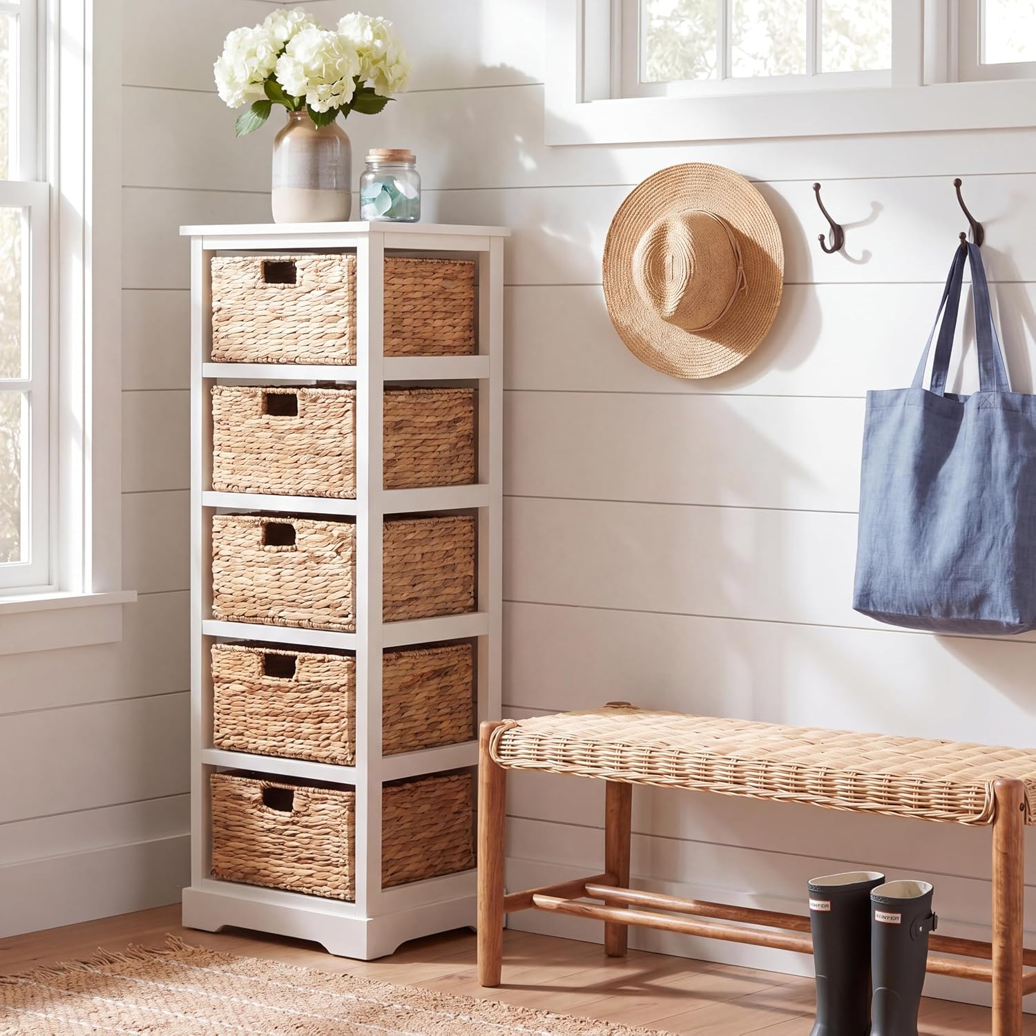 SAFAVIEH Furniture - Vedette 5-Basket Storage Tower - Vintage White - Solid Wood - Coastal Basket Tower Design - Ideal for Entryway, Living Room, 17.5'W x 13.5'D x 46'H - Fully Assembled (AMH5739B)