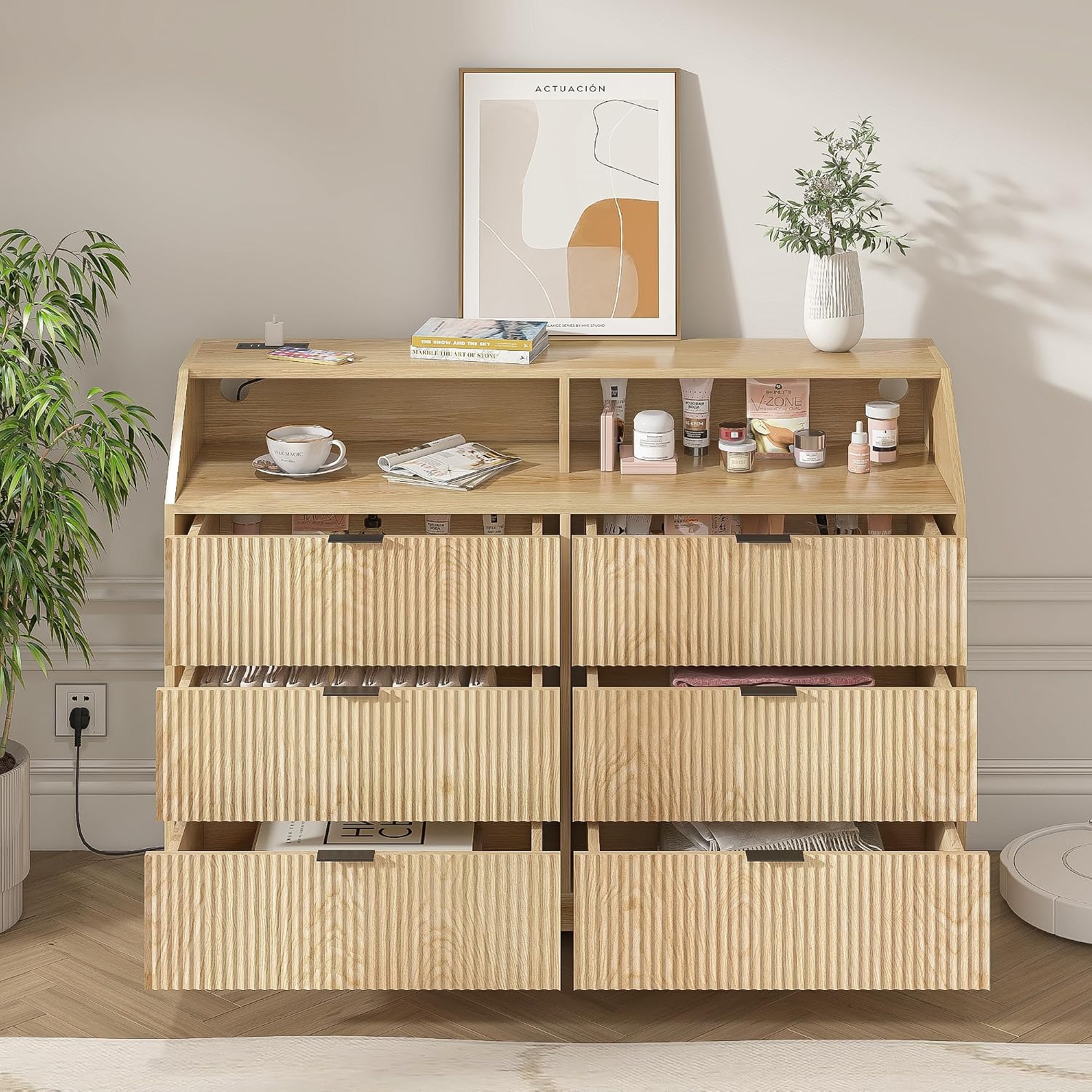 Fluted Dresser for Closet, Boho Bedroom 6 Drawer Dresser TV Stand with Charging Station, Oak Wide Chest of Drawers, Farmhouse Wood Closet Clothes Storage for Living Room, Metal Handle, 47'