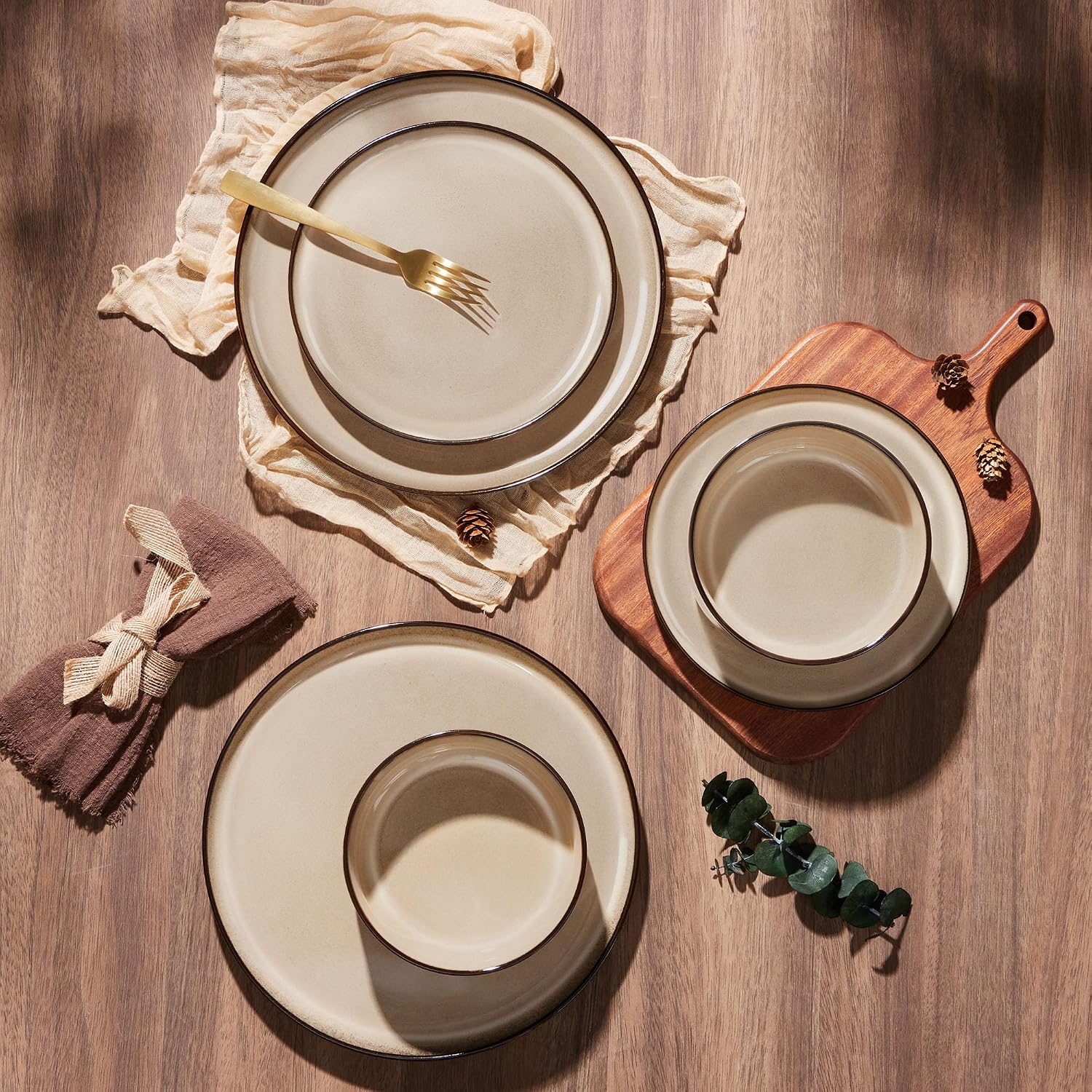 E-far 24-Piece Plates and Bowls Set, Stoneware Dinnerware Sets for 8, Reactive Glaze Ceramic Dinning Ware Dishes, Microwave & Dishwasher Safe - Sandy Beige